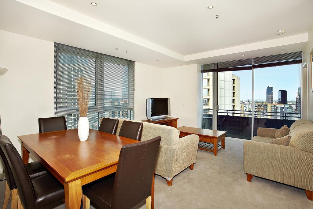 Astra Apartments Мельбурн Номер фото